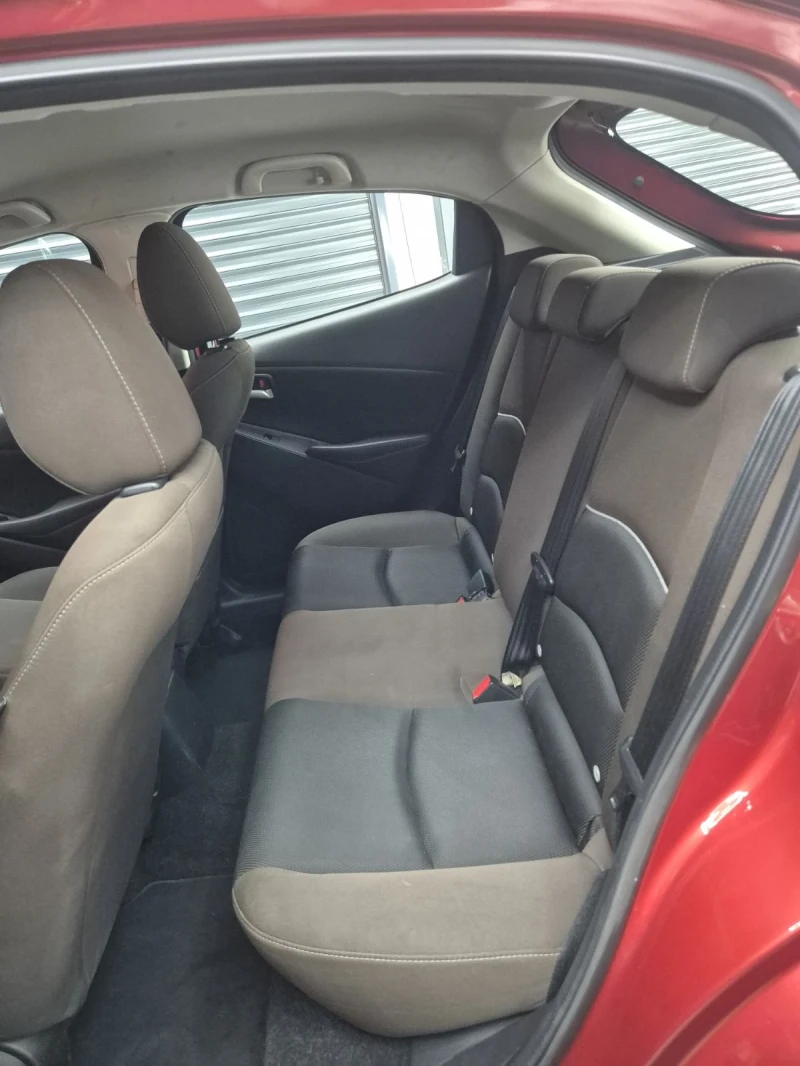 Mazda 2 1.5 90кс 61000км ГАРАНЦИОННА , снимка 9 - Автомобили и джипове - 52975246