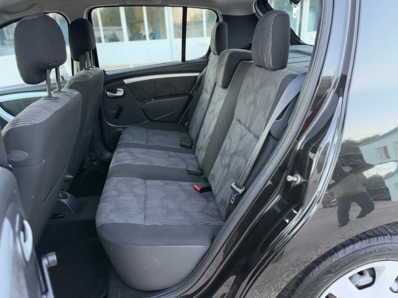 Dacia Sandero, снимка 11 - Автомобили и джипове - 52194206