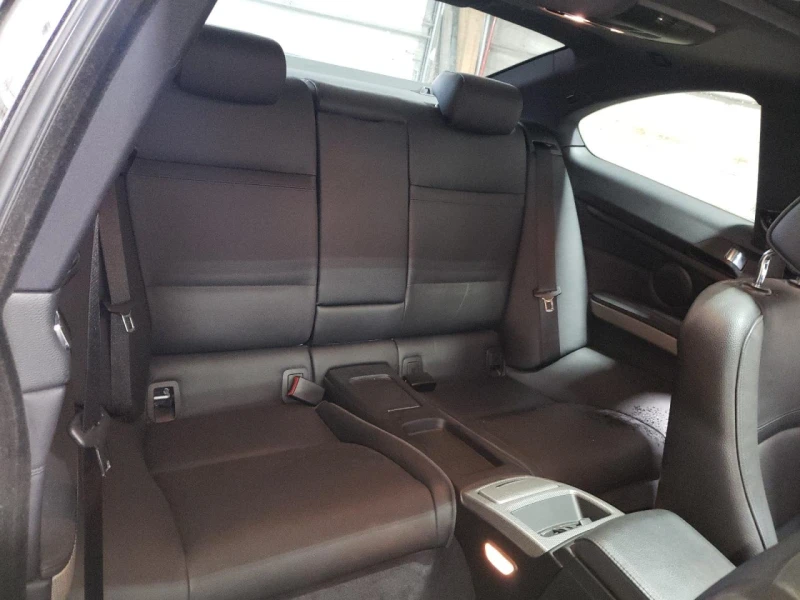 BMW 335 ФИНАНСИРАНЕ/ПЪЛНА ИСТОРИЯ, снимка 10 - Автомобили и джипове - 52749813