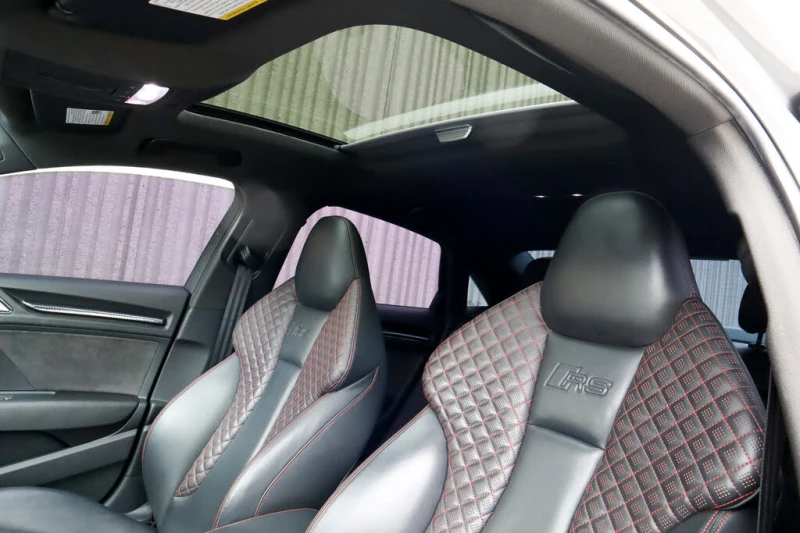 Audi Rs3 B&O* ШИБИДАХ* КАМЕРА* МЪРТВА ТОЧКА* RS SEATS, снимка 9 - Автомобили и джипове - 52402912