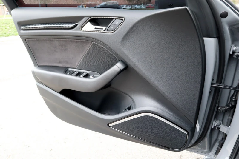 Audi Rs3 B&O* ШИБИДАХ* КАМЕРА* МЪРТВА ТОЧКА* RS SEATS, снимка 7 - Автомобили и джипове - 52402912