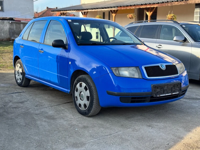 Skoda Fabia 1.2 HTP, снимка 2 - Автомобили и джипове - 52855959