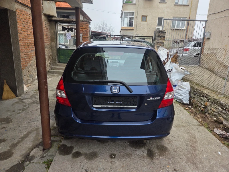 Honda Jazz 1.4i EVRO 4, снимка 10 - Автомобили и джипове - 53342985
