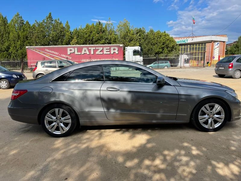 Mercedes-Benz E 220 2.2 CDI 5G-tronic/ Navi/ Park Assist, снимка 6 - Автомобили и джипове - 35467757