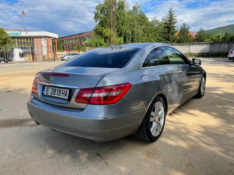 Mercedes-Benz E 220 2.2 CDI 5G-tronic/ Navi/ Park Assist, снимка 5 - Автомобили и джипове - 35467757