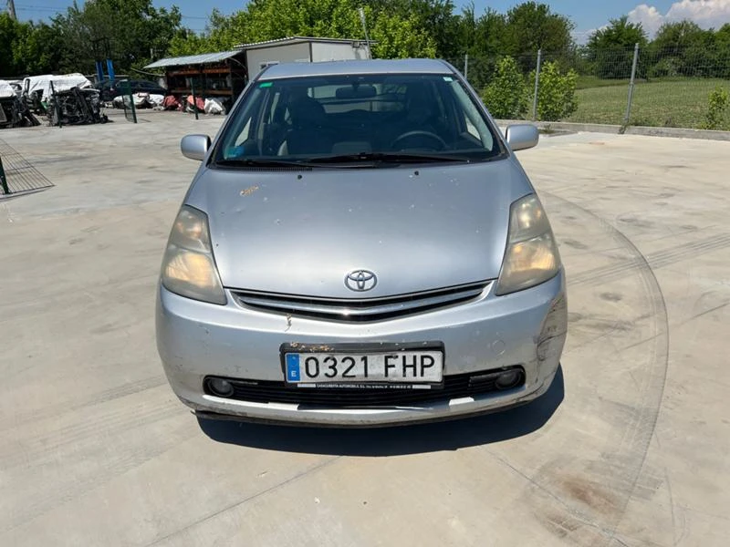 Toyota Prius Hibrid, снимка 2 - Автомобили и джипове - 36789348