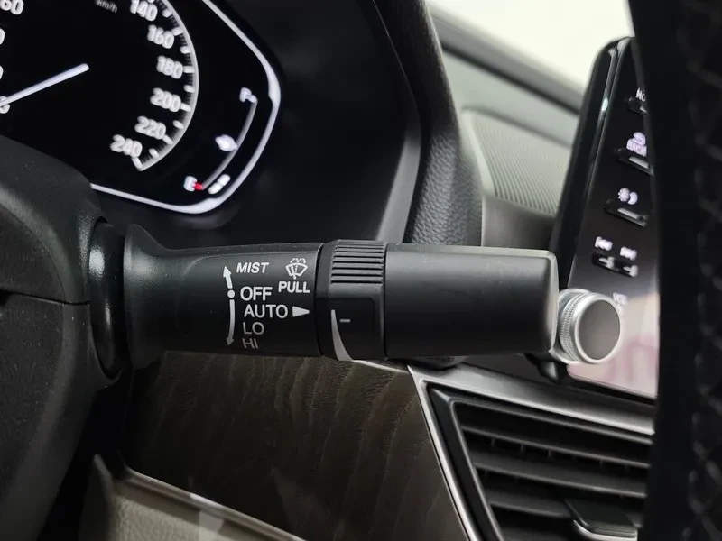 Honda Accord 2.0 Hybrid Ex-L, снимка 17 - Автомобили и джипове - 55700322