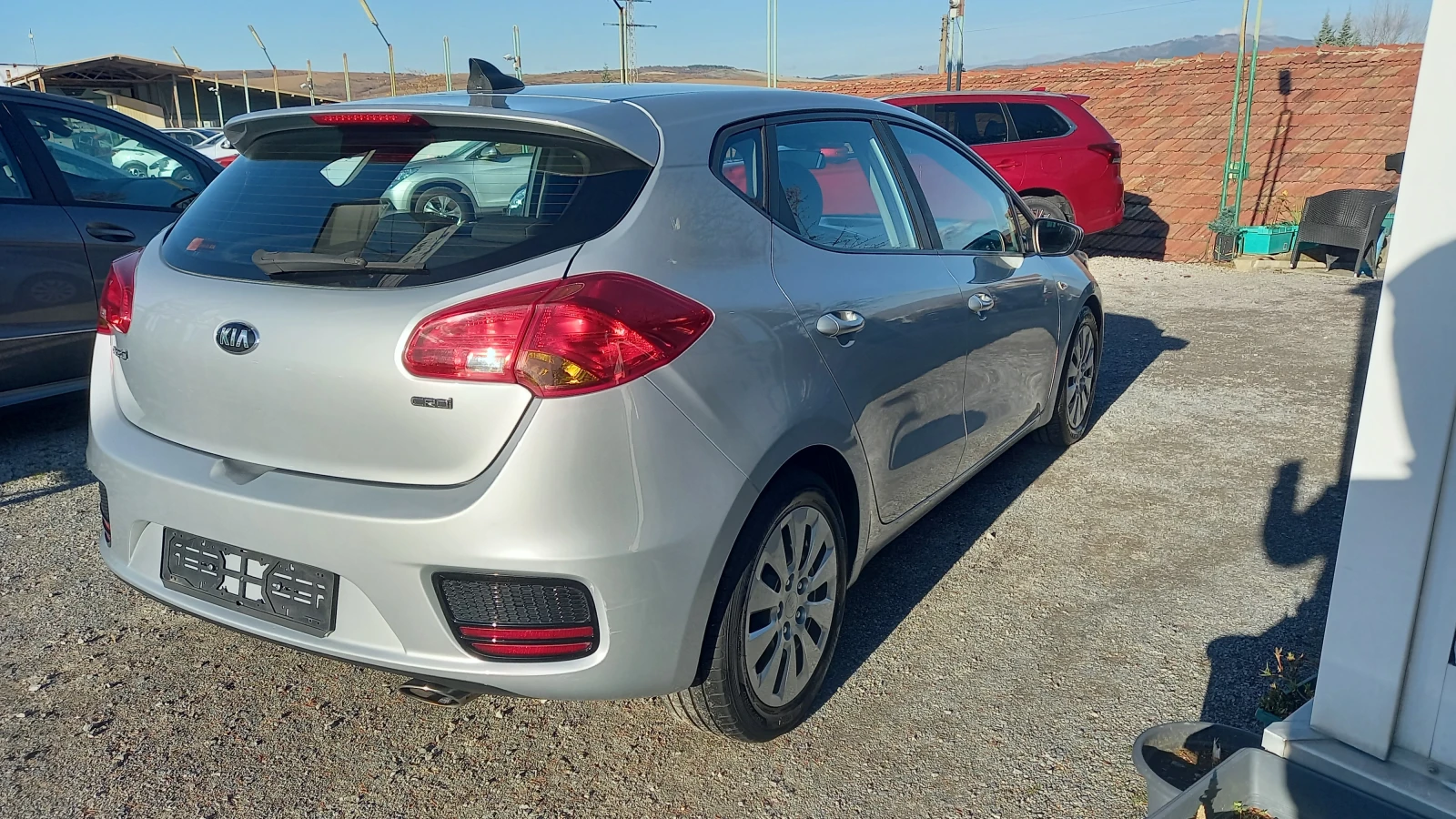 Kia Ceed 1.6CRDi-80000km.= Evro6 - изображение 5