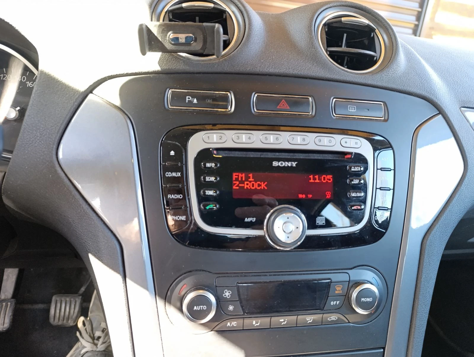 Ford Mondeo 1.6 Turbo - изображение 8