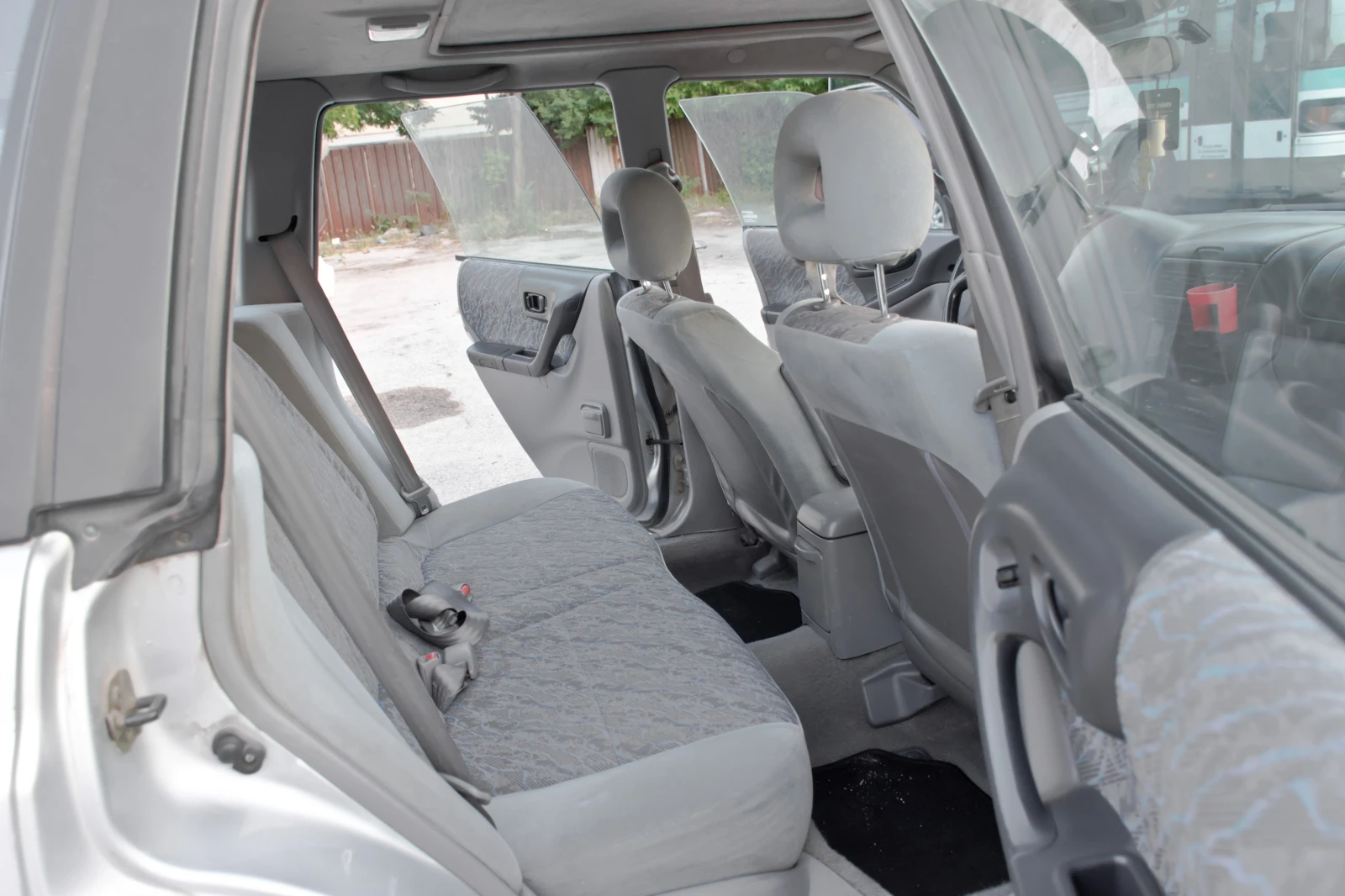 Subaru Forester 2.0i - 122кс. - ГАЗ - изображение 10