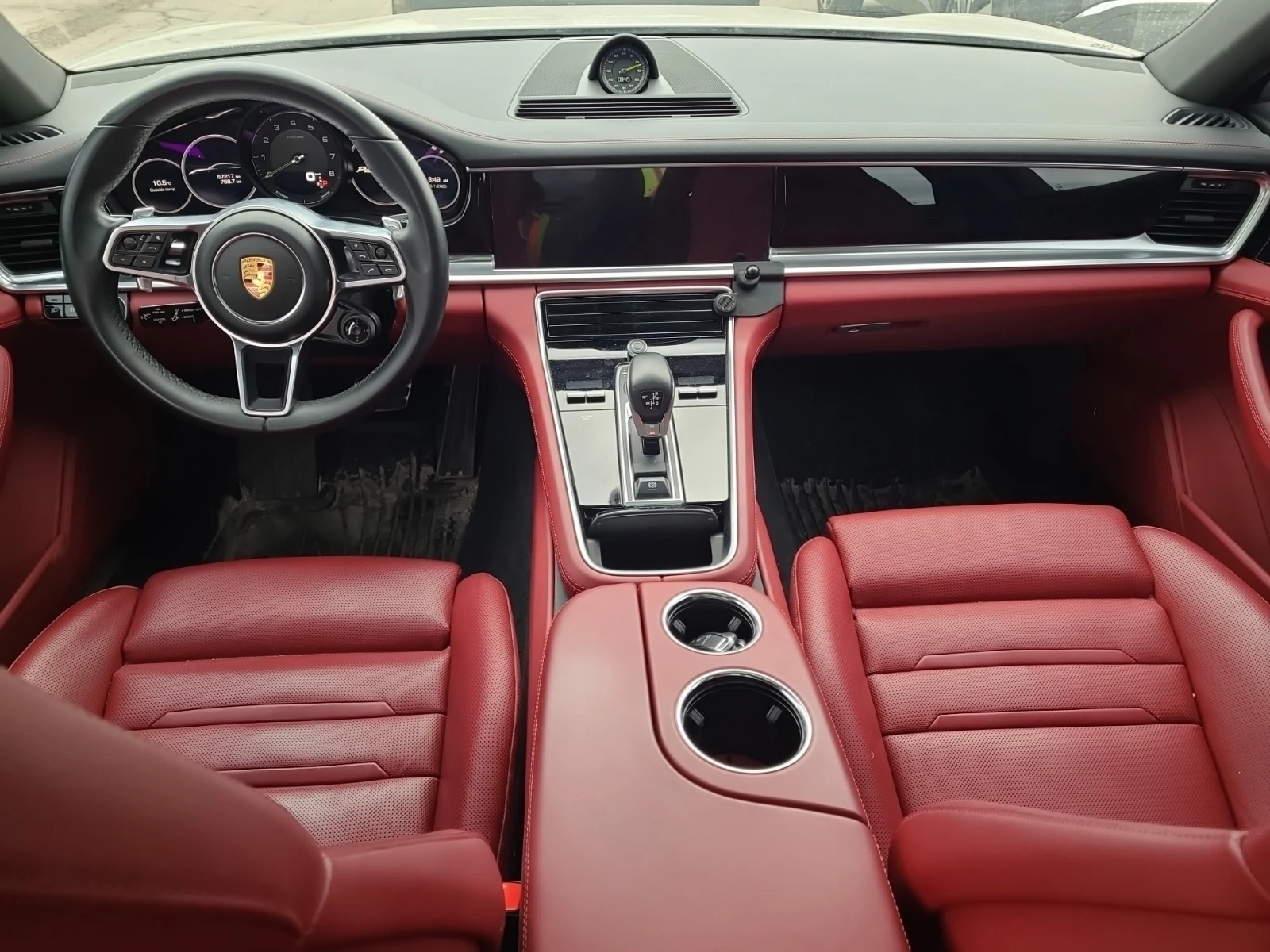 Porsche Panamera * 4 E-HYBRID * CARFAX * ВЪЗМОЖНОСТ ЗА АВТОКРЕДИТ - изображение 6