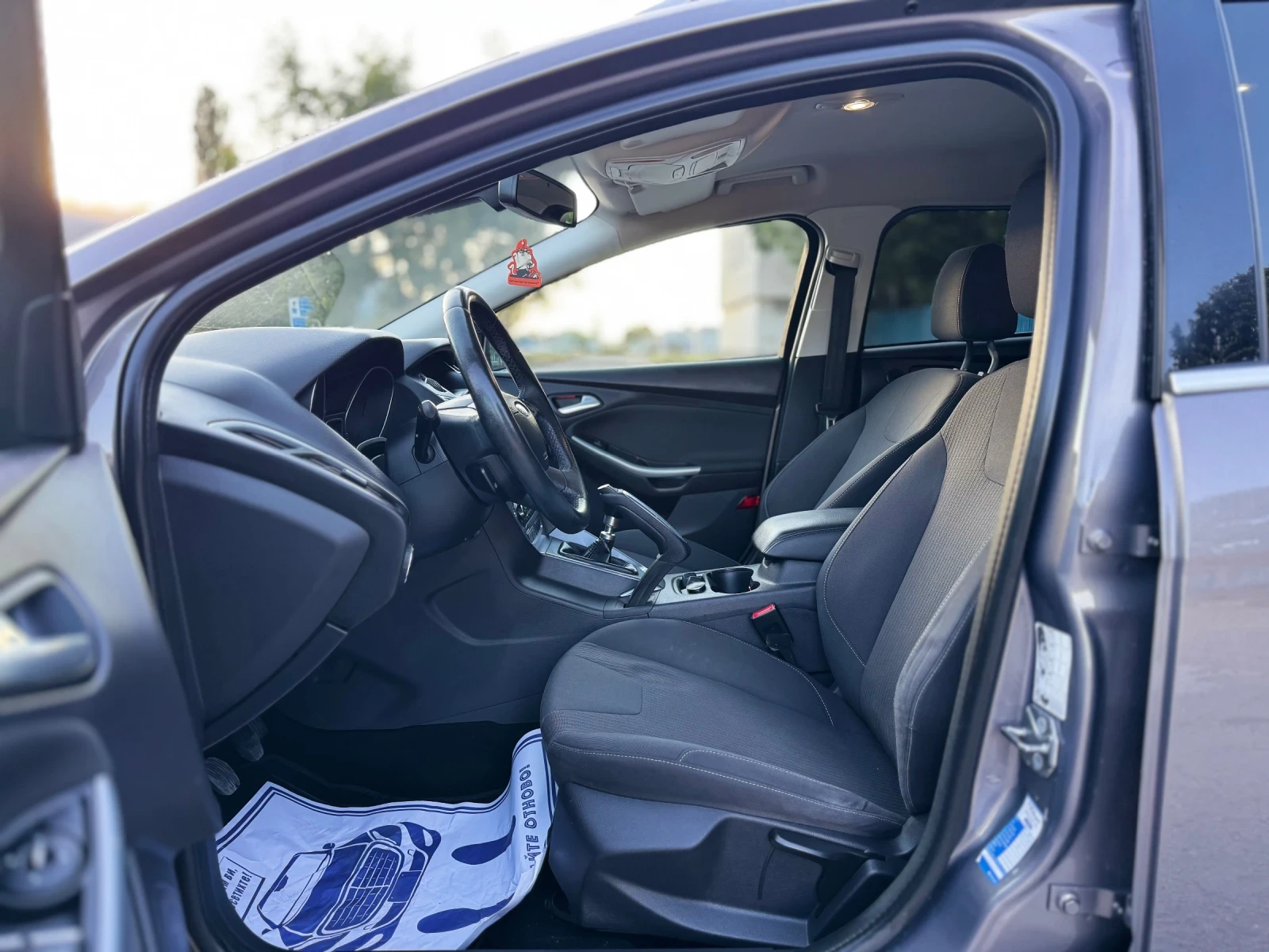 Ford Focus 1.6TDCI/KEYLESS/НАВИГАЦИЯ - изображение 9