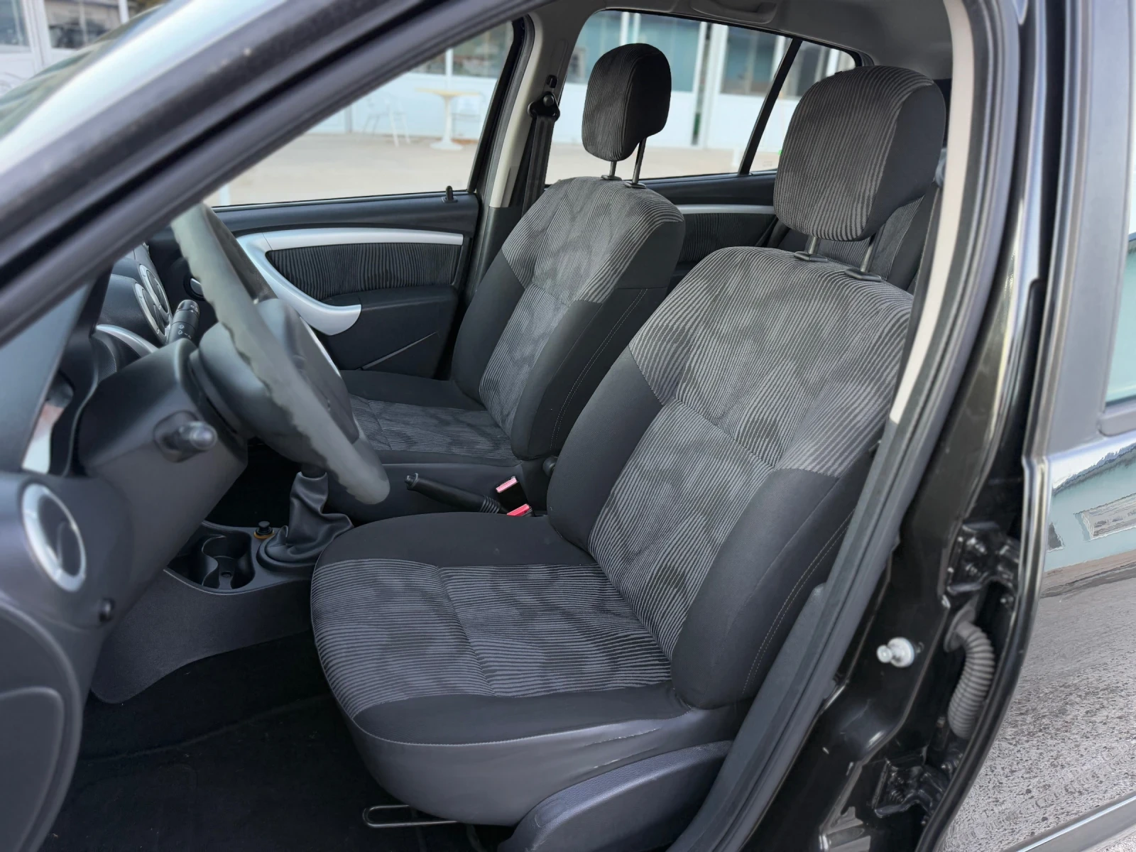Dacia Sandero | Mobile.bg — изображение 10