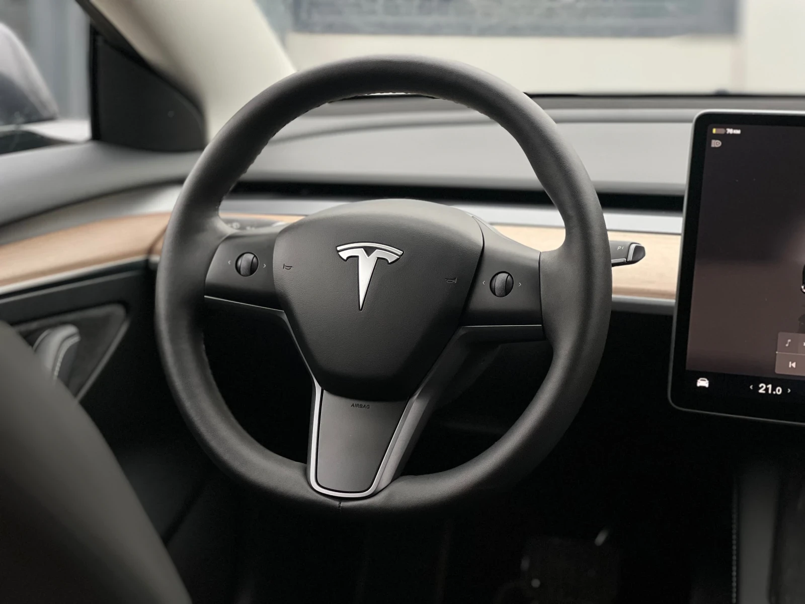 Tesla Model 3  - изображение 8