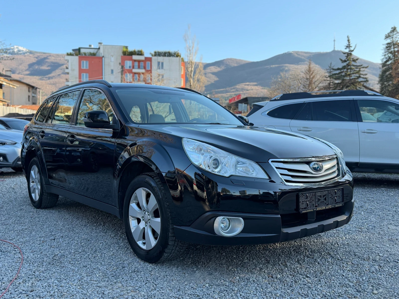 Subaru Outback 3.6 EXECUTIVE, снимка 3 - Автомобили и джипове - 54162482