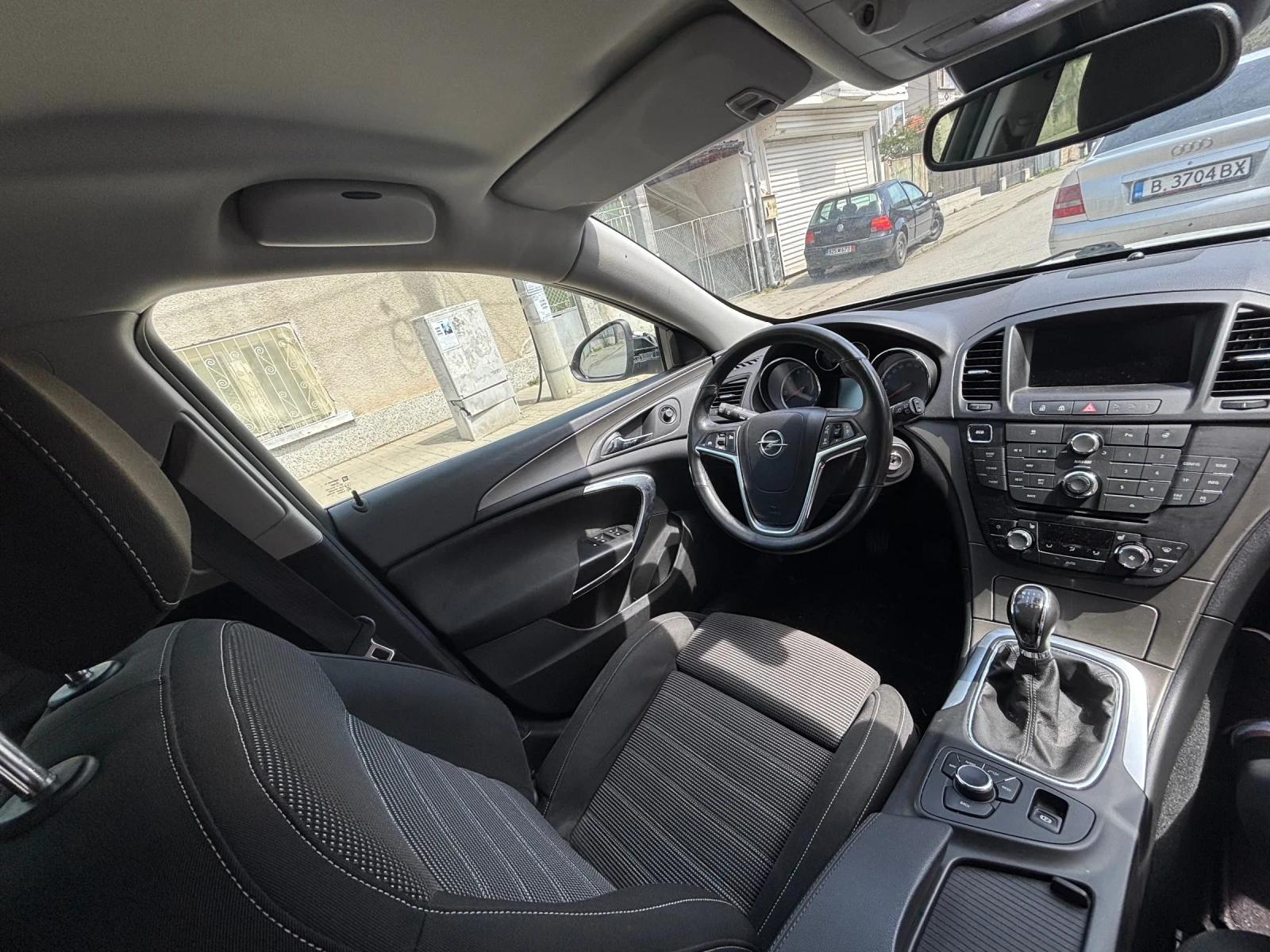 Opel Insignia, снимка 9 - Автомобили и джипове - 54189973