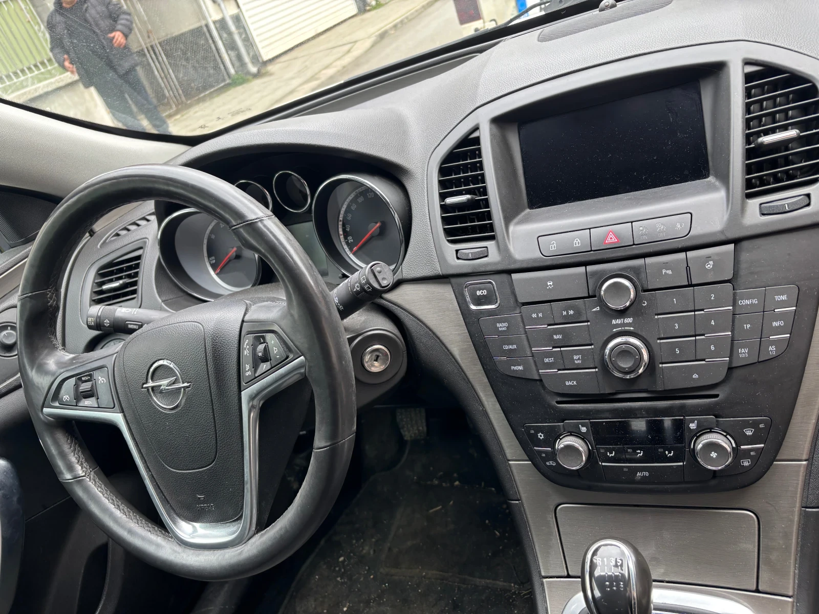 Opel Insignia, снимка 5 - Автомобили и джипове - 54189973