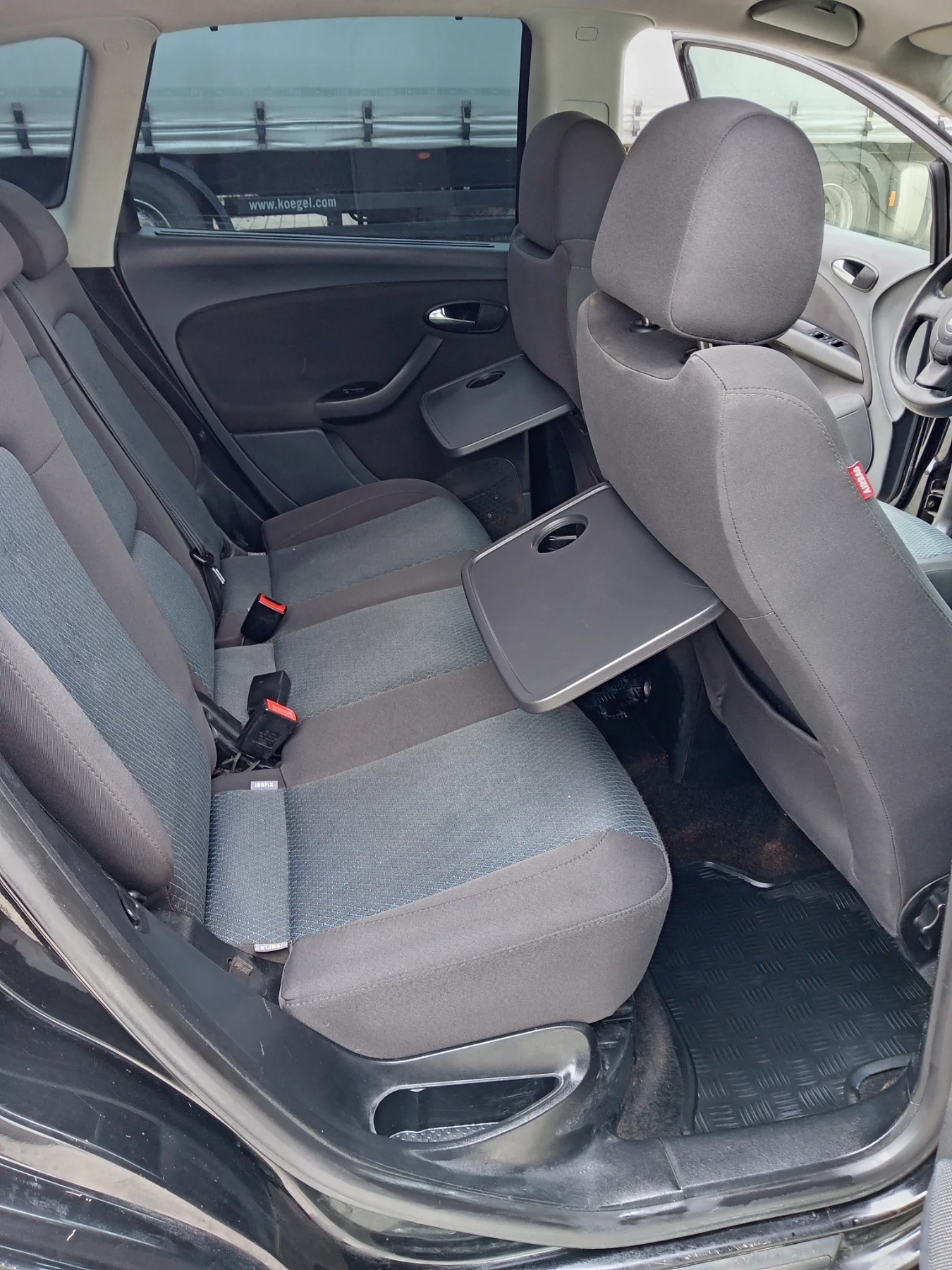 Seat Altea 1.9 дизел 105 коня ХЛ , снимка 9 - Автомобили и джипове - 54446500