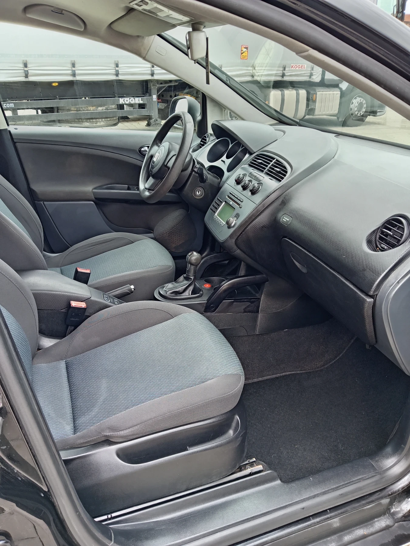 Seat Altea 1.9 дизел 105 коня ХЛ , снимка 7 - Автомобили и джипове - 54446500