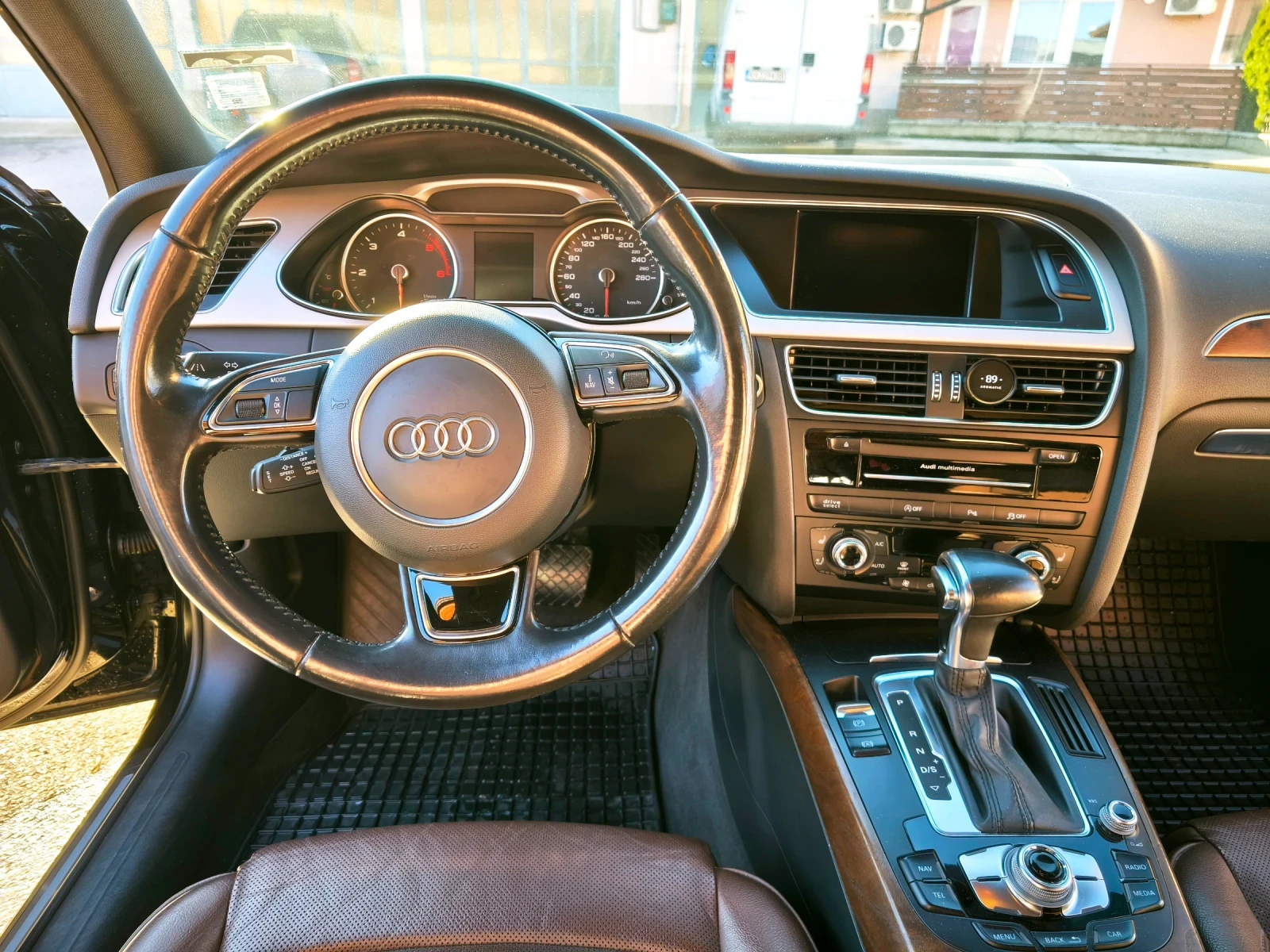Audi A4, снимка 13 - Автомобили и джипове - 54464732