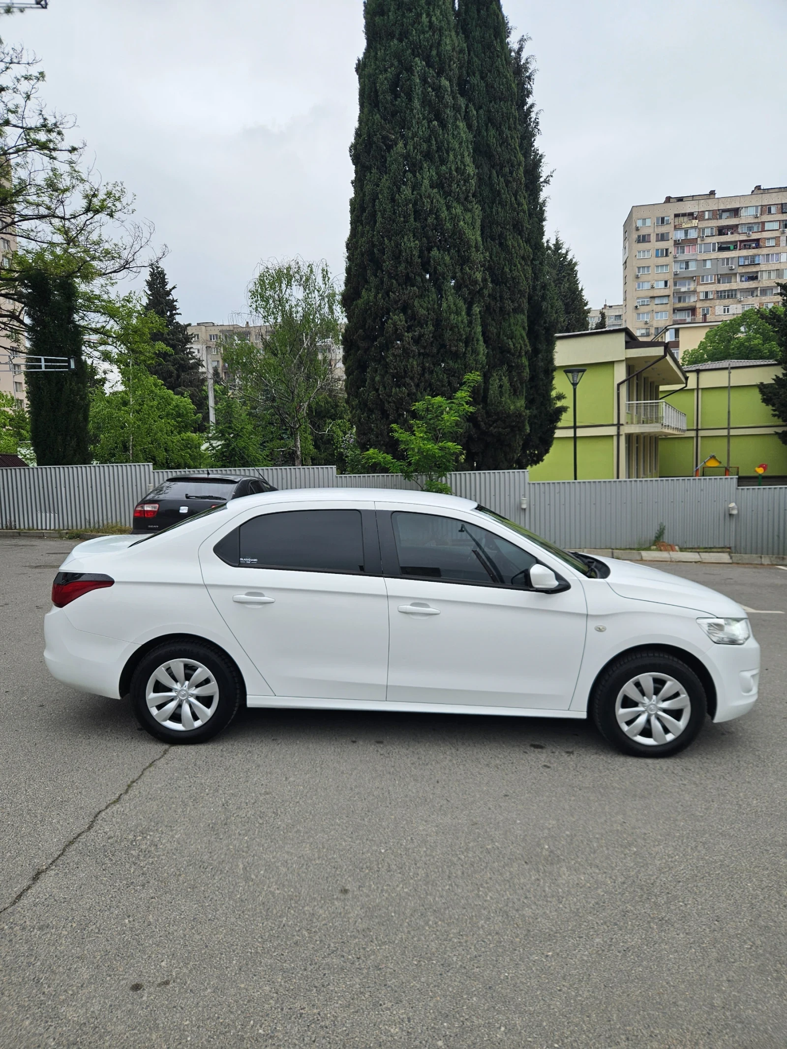 Citroen C-Elysee 1200 Първи Собственик , снимка 4 - Автомобили и джипове - 54483399