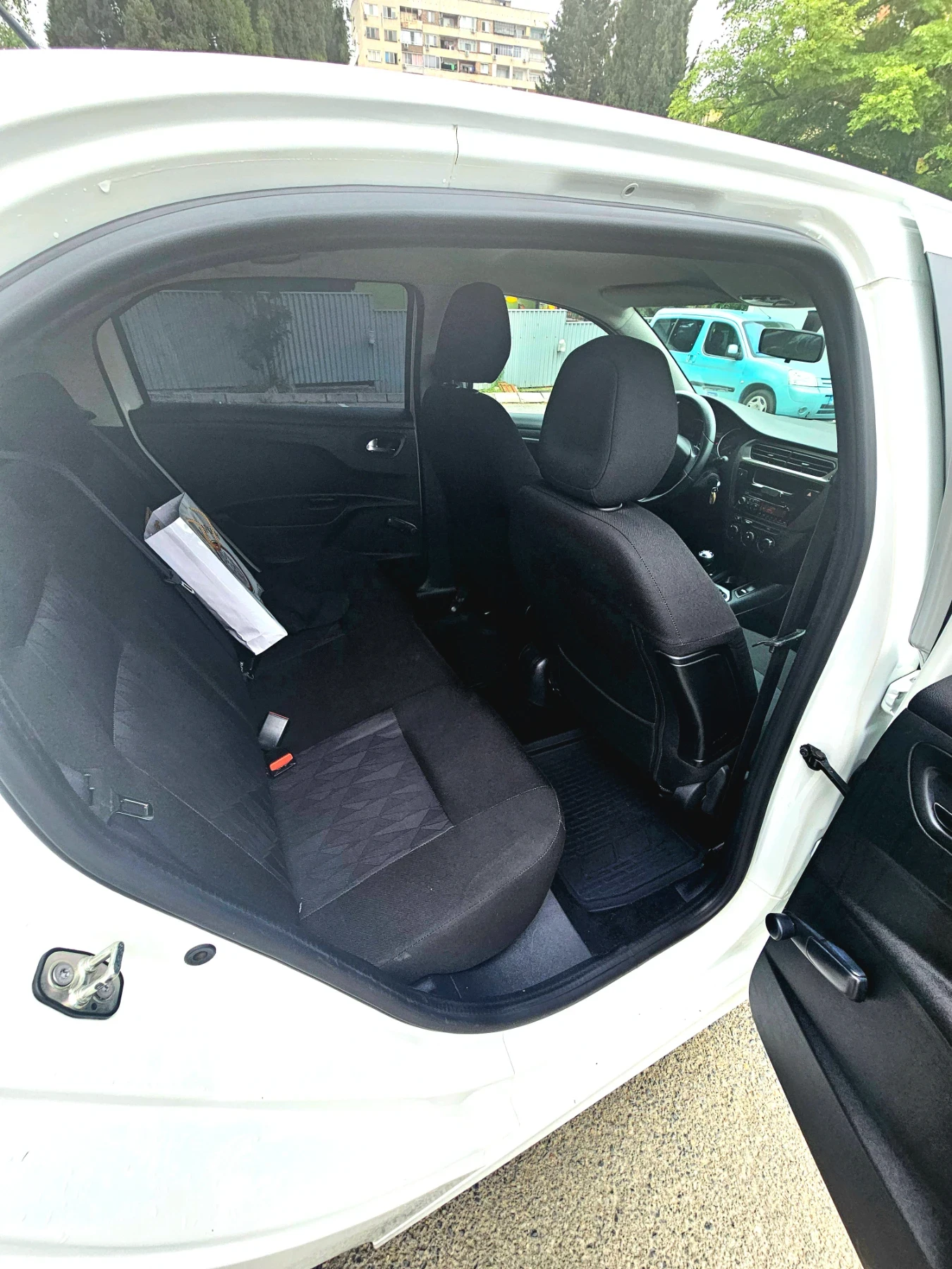 Citroen C-Elysee 1200 Първи Собственик , снимка 12 - Автомобили и джипове - 54483399