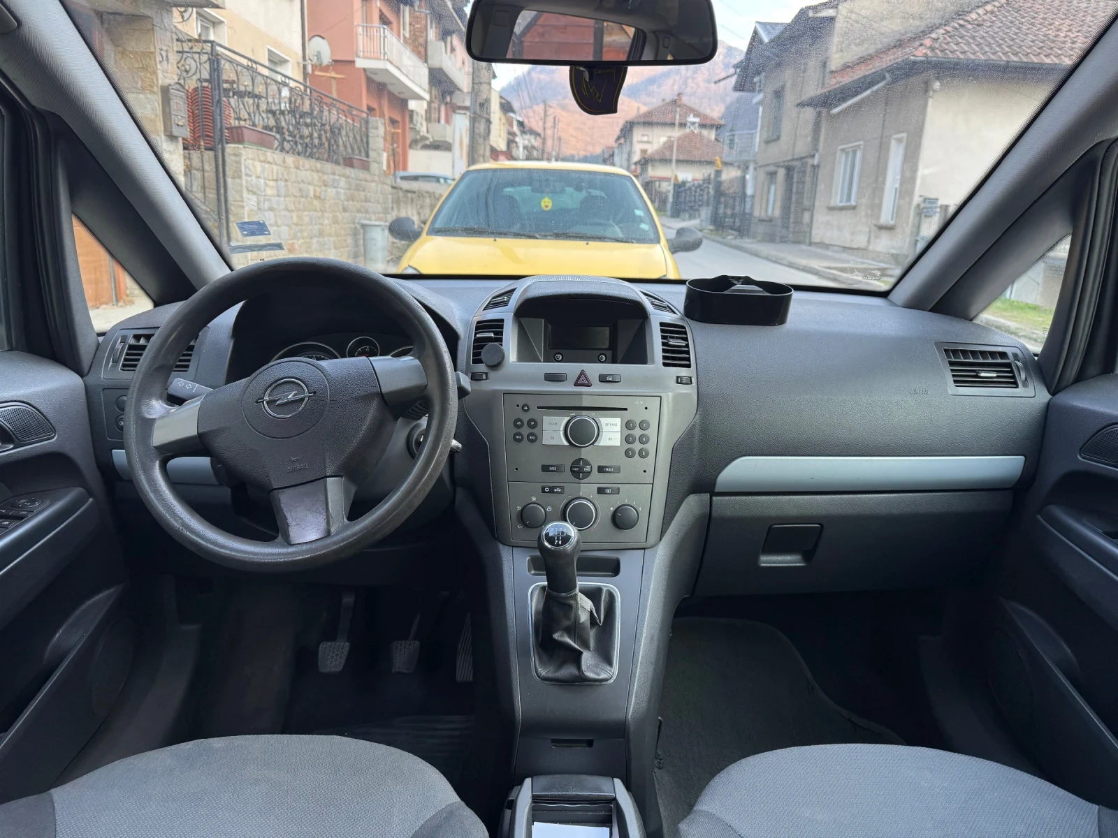 Opel Zafira, снимка 9 - Автомобили и джипове - 54483716