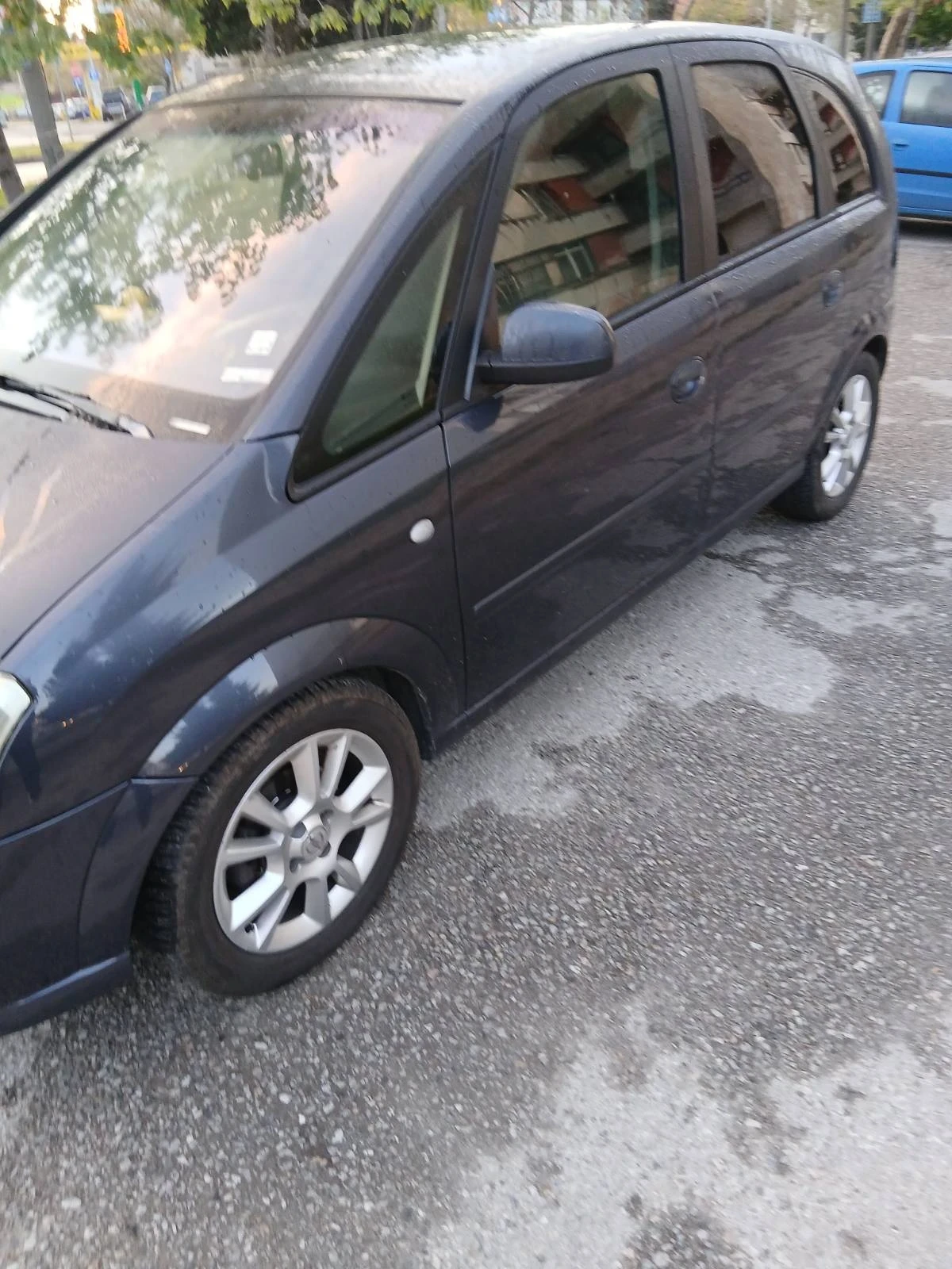 Opel Meriva 1.4 газ/бензин, снимка 4 - Автомобили и джипове - 54596773