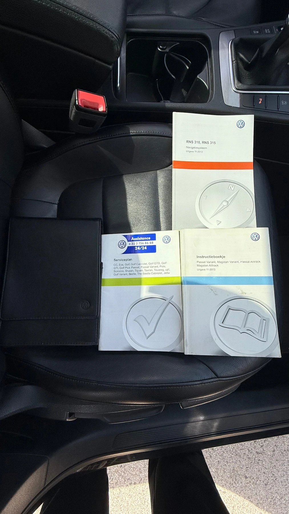 VW Passat VW PASSAT 1.6 BLUE TDI, снимка 16 - Автомобили и джипове - 55266033