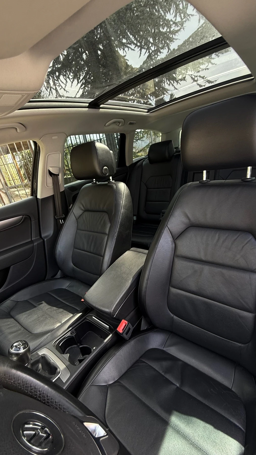VW Passat VW PASSAT 1.6 BLUE TDI, снимка 11 - Автомобили и джипове - 55266033