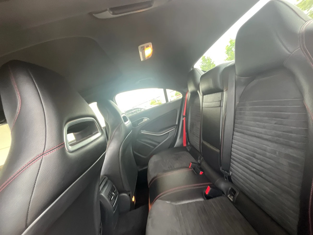 Mercedes-Benz CLA 250 4Matic * AMG SPORT PACKAGE, снимка 10 - Автомобили и джипове - 55281054