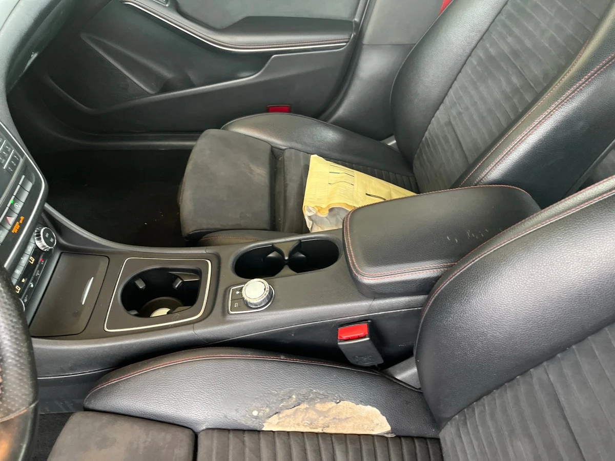 Mercedes-Benz CLA 250 4Matic * AMG SPORT PACKAGE, снимка 11 - Автомобили и джипове - 55281054