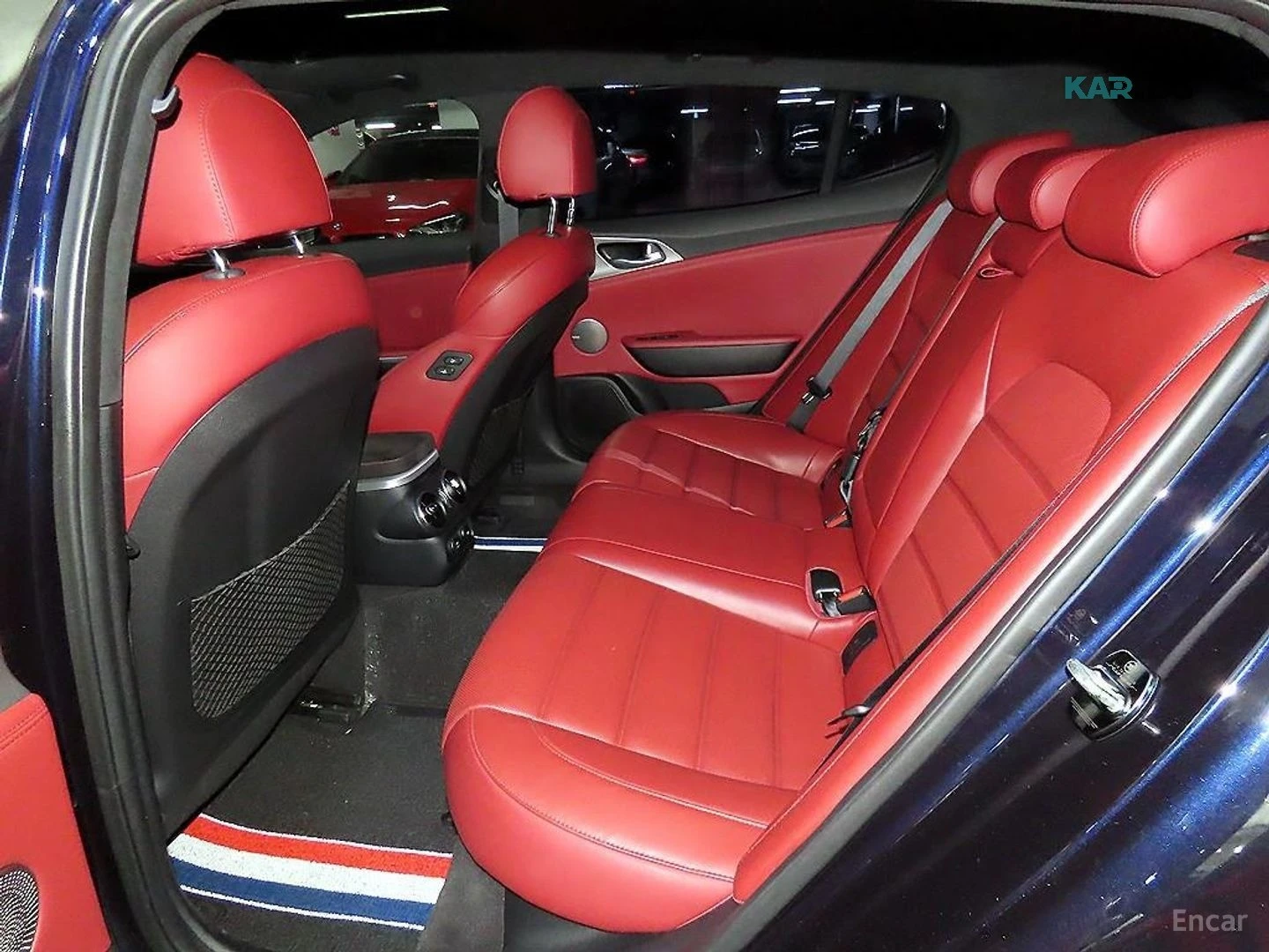 Kia Stinger 3.3 GT AWD* DISTRONIC* KRELL* 360* ХЕДЪП* ОБДУХ* , снимка 7 - Автомобили и джипове - 55802667