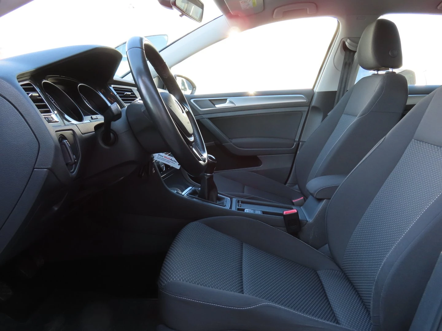 VW Golf, снимка 5 - Автомобили и джипове - 56420835