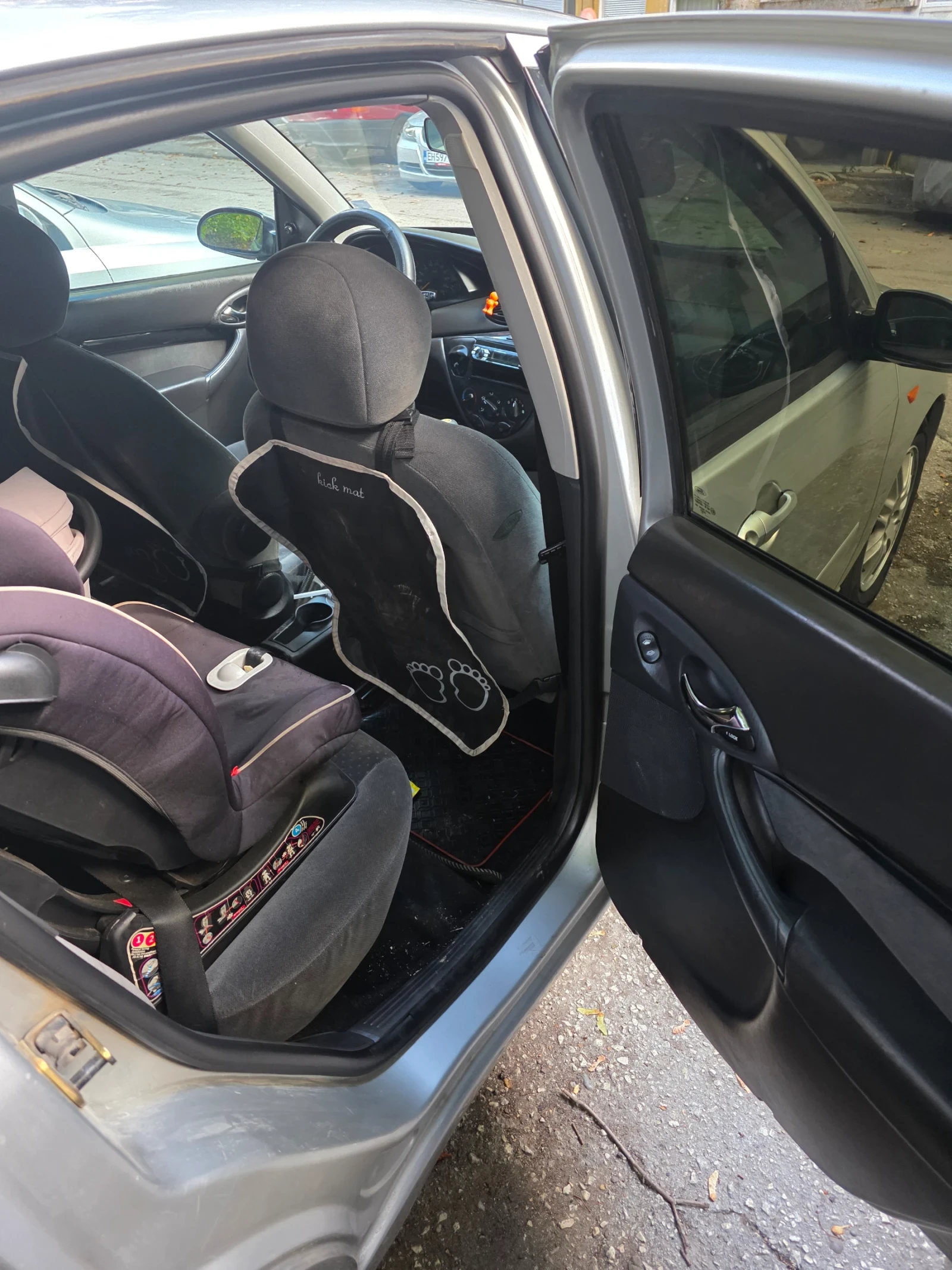 Ford Focus 1.8tdci 115, снимка 10 - Автомобили и джипове - 56247112