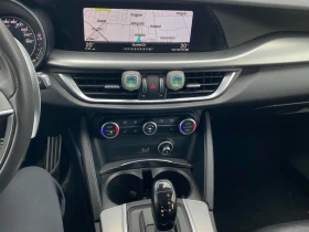 Alfa Romeo Stelvio * Sport * CARFAX * БЕЗ ПЪРВОНАЧАЛНА ВНОСКА - 12000 € / 23469.96 лв. - 92607963 9