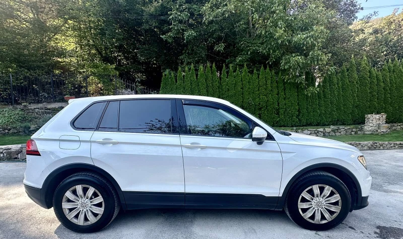 VW Tiguan, снимка 3 - Автомобили и джипове - 47323087