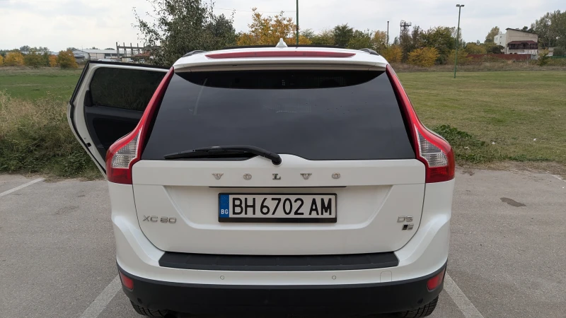 Volvo XC60, снимка 14 - Автомобили и джипове - 52120883