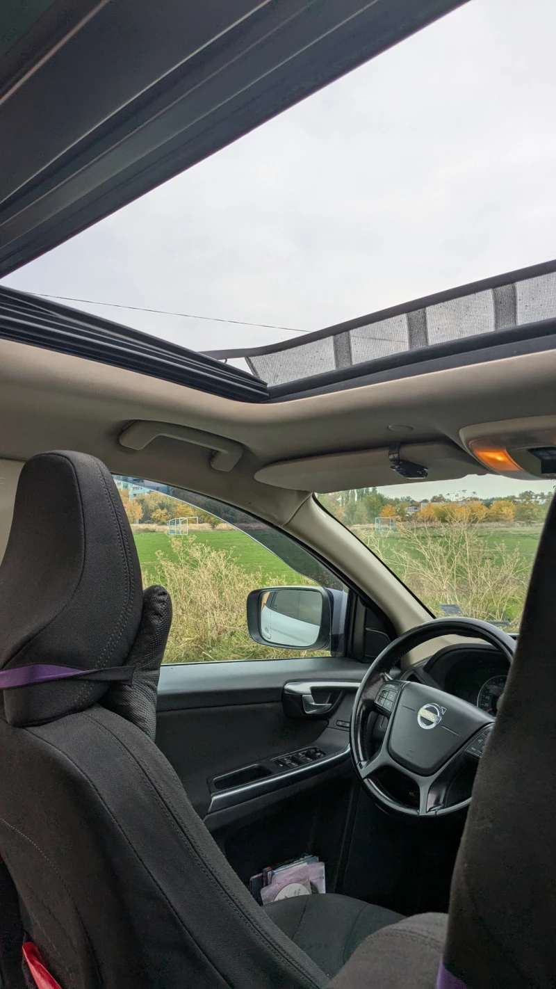 Volvo XC60, снимка 10 - Автомобили и джипове - 52120883