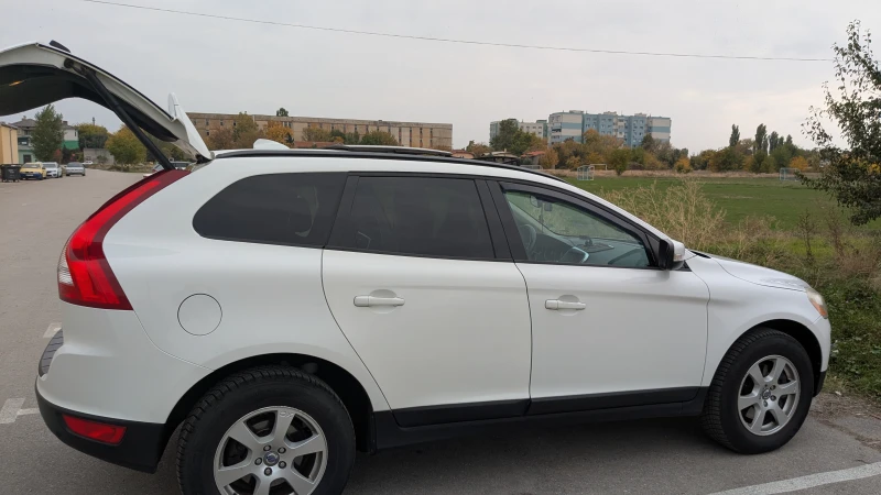 Volvo XC60, снимка 12 - Автомобили и джипове - 52120883