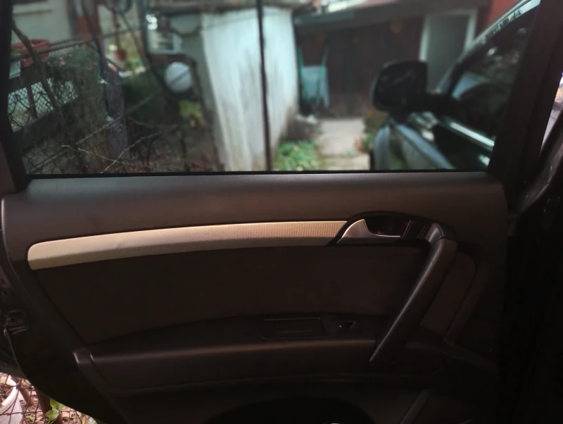 Audi Q7, снимка 11 - Автомобили и джипове - 52335068