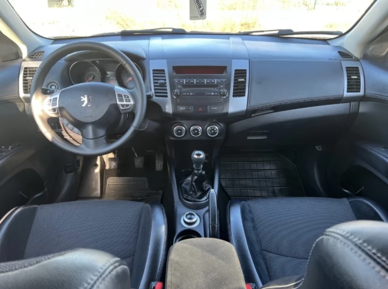 Peugeot 4007 2.2 hdi 7 места, снимка 8 - Автомобили и джипове - 52919128