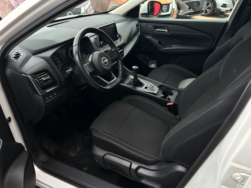Nissan Qashqai 1.3 DDT Acenta 6M/T, снимка 4 - Автомобили и джипове - 53429258