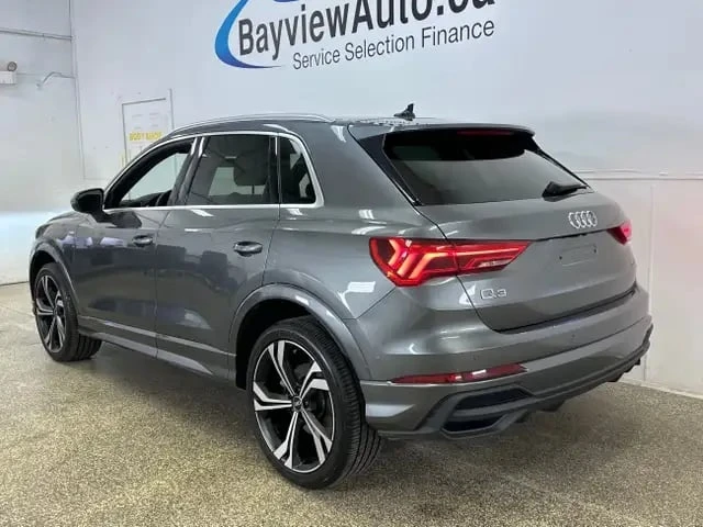 Audi Q3 / 45 Technik / AWD quattro / Sonos / 360  /  - изображение 5