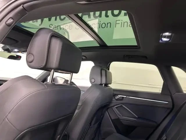 Audi Q3 / 45 Technik / AWD quattro / Sonos / 360  /  - изображение 8