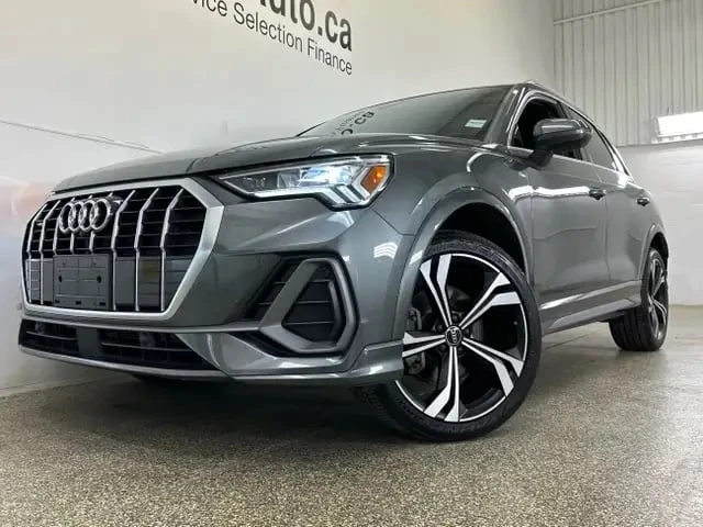 Audi Q3 / 45 Technik / AWD quattro / Sonos / 360  /  - изображение 4