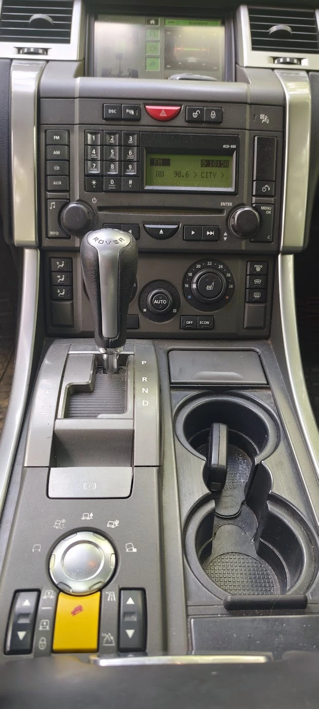 Land Rover Range Rover Sport 2.7 / HSE TDV6, снимка 10 - Автомобили и джипове - 54672523