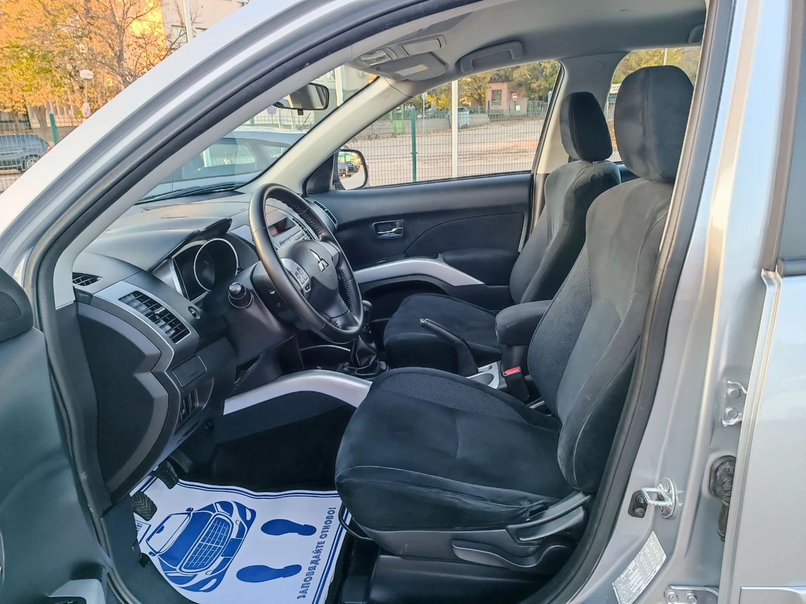 Mitsubishi Outlander 2.4i-170кс-ШВЕЙЦАРИЯ-РЪЧКА-4Х4 - изображение 8