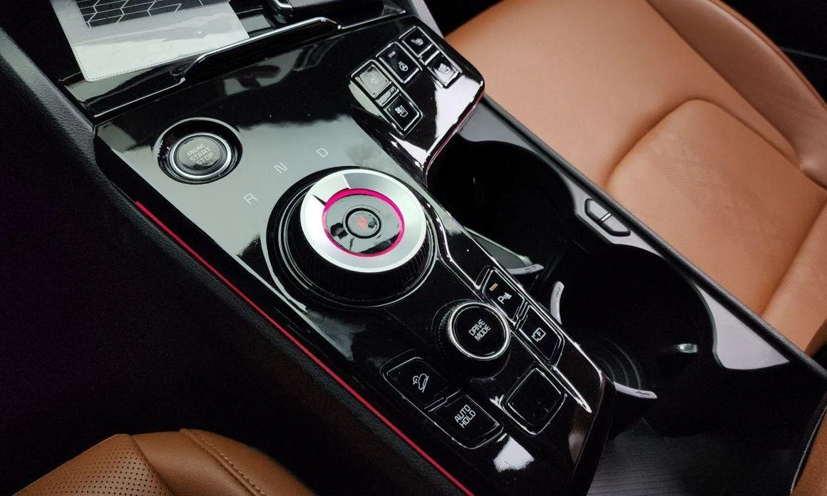 Kia Sportage LPG 2.0 2WD Signature * НАЙ-ДОБРА ЦЕНА В БЪЛГАРИЯ* - изображение 9