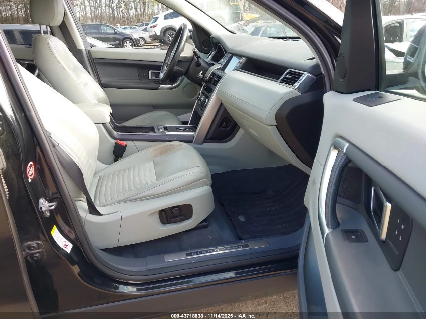 Land Rover Discovery SPORT HSE LUX - изображение 8